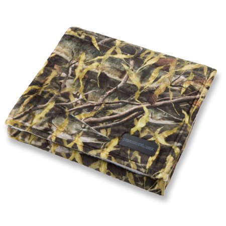 Cozy Cabin Fleece Throw (Musky)